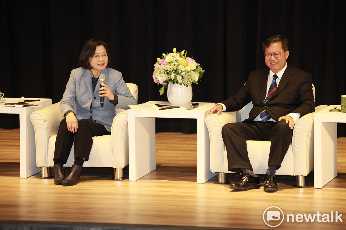 蔡英文說，外面總是以派系角度來看民進黨，但是，「派系不是民進黨的一切」。 圖：林昀真／攝