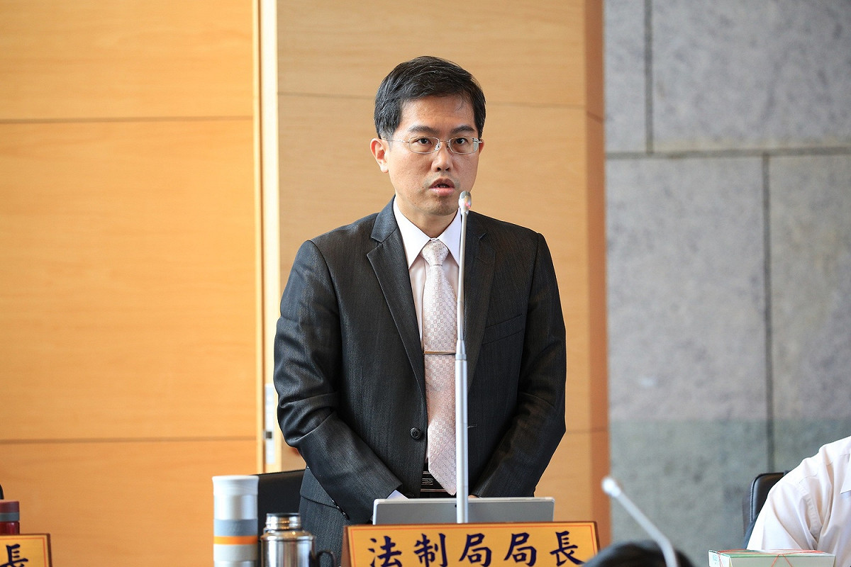 台中市政府法制局長吳梓生說，希望新市府不放棄復辦東亞青運的救濟管道。 台中市政府/提供