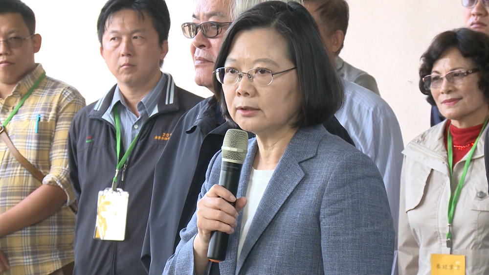 總統蔡英文指，非洲豬瘟防疫工作已進入全國總動員，重點是要將非洲豬瘟阻絕在境外，境內做好防範。 圖：翻攝總統府官網
