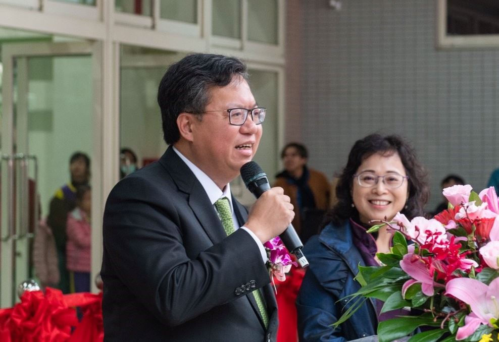桃園市長鄭文燦推出「機場經濟學」及「幸福經濟學」，要以工業為主、觀光為輔，帶領桃園人拼經濟。 圖：桃園市政府／提供