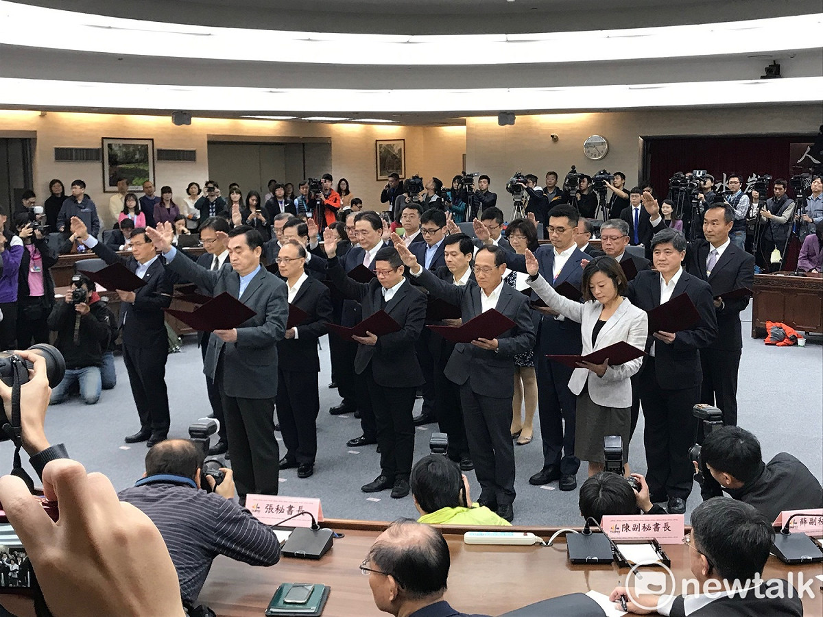 副市長、一級機關政府首長宣誓就職暨交接典禮。 圖 : 周煊惠/攝
