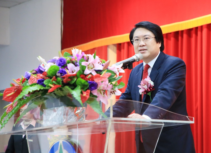 基隆市長林右昌於就職典禮致詞。 圖：基隆市政府 / 提供