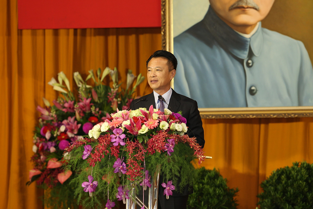 翁章梁就職演說時強調，將帶領嘉義縣勇敢轉型。 圖：嘉義縣政府/提供