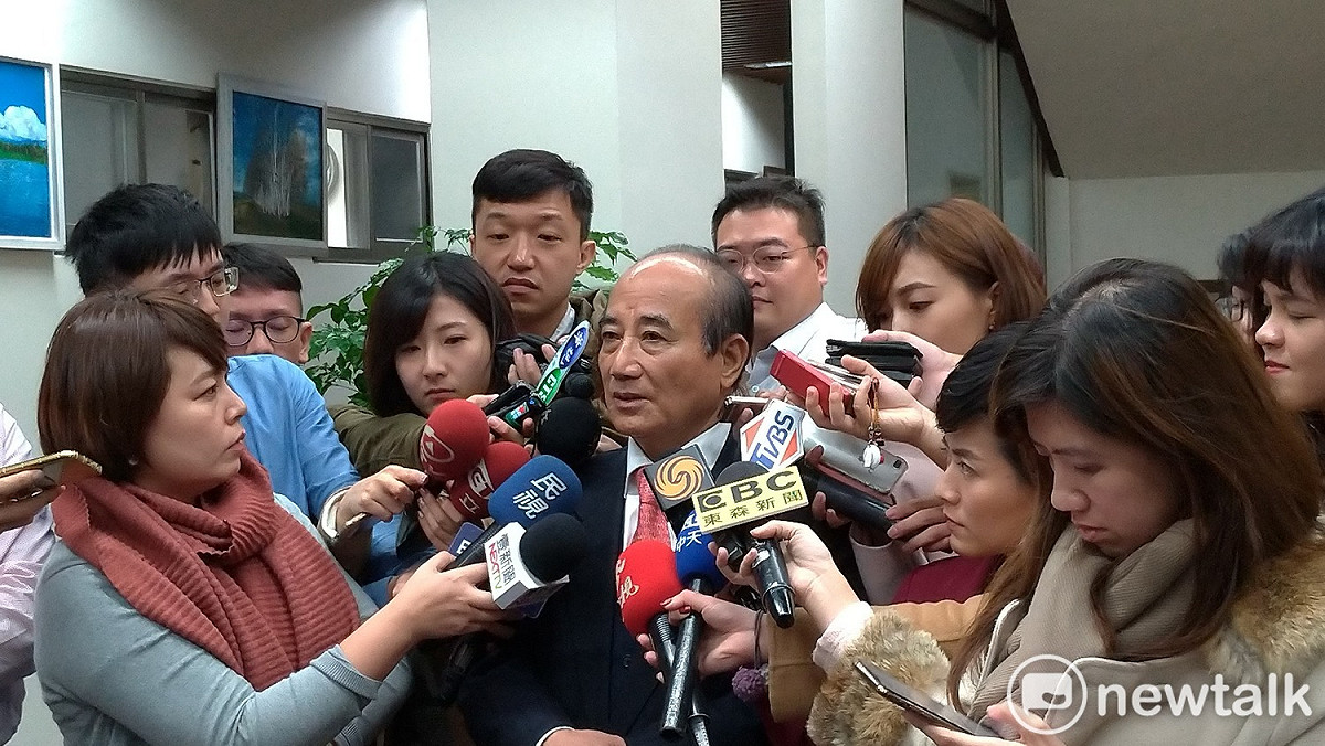 王金平今天在記者會上還原過程。 圖：陳佩君／攝