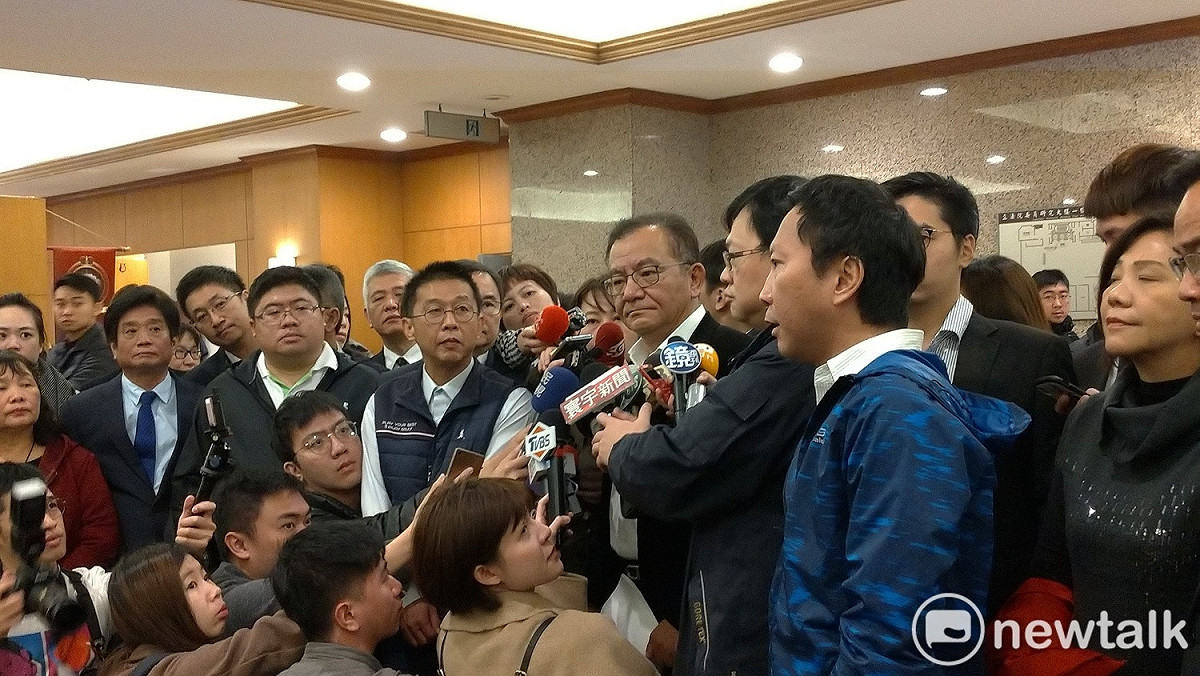 高志鵬今天召開記者會。 圖:陳佩君/攝