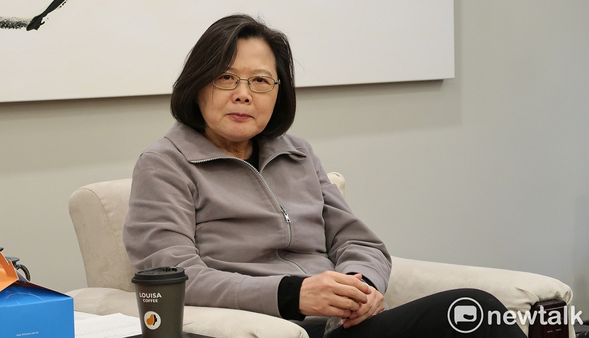 總統蔡英文28日與媒體茶敘主動提及陪審制。 圖：林朝億/攝（資料照片）