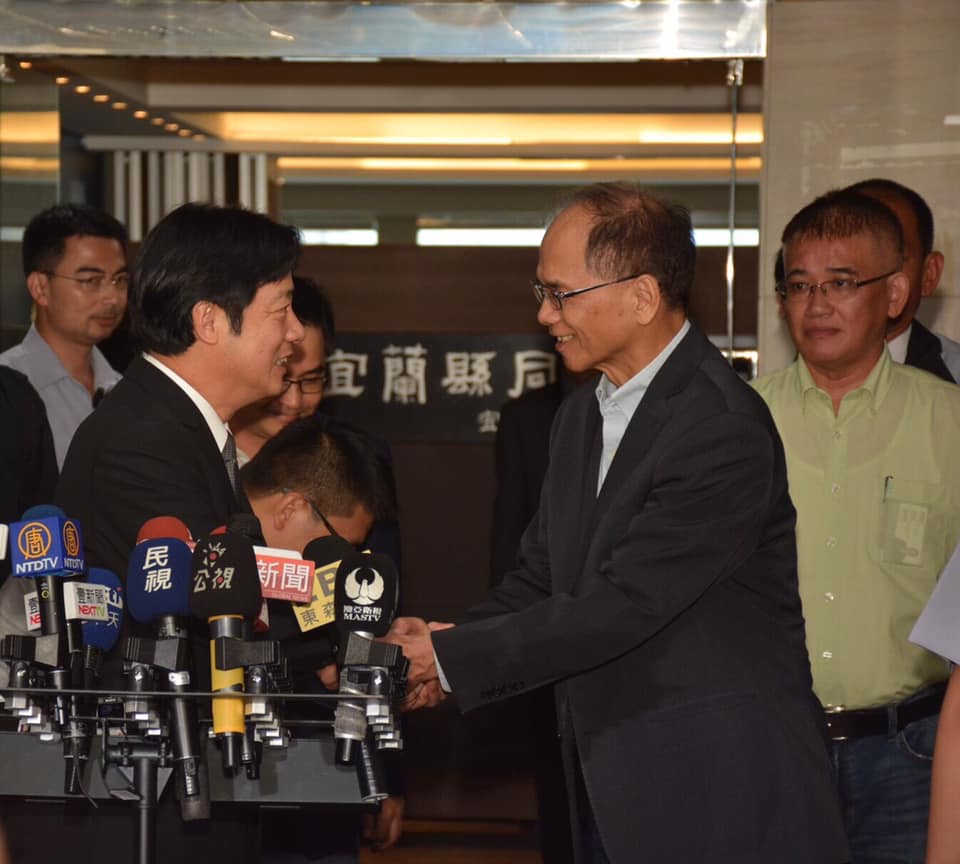 游錫堃與賴清德合照。 圖：游錫堃臉書／翻攝