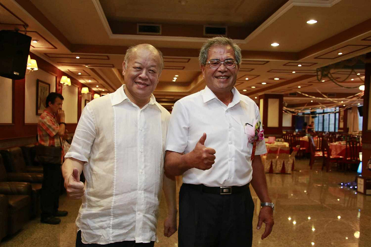 嘉義縣議員蔡鼎三與議長張明達交情甚篤。 圖：嘉義縣記者公會/提供