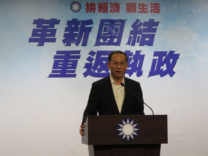 文傳會代理主委唐德明今天於常會結束後轉述內容。 圖：趙婉淳／攝