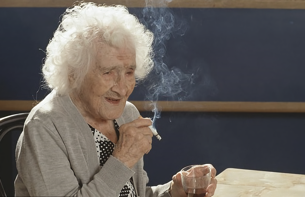 俄國學者宣稱，金氏世界紀錄的全球最長壽女士，其實是女兒假冒媽媽。 圖／翻攝自每日郵報