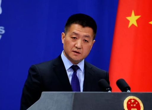 陸慷提請美方注意，「今天上午，習近平主席在《告臺灣同胞書》發表40週年紀念大會上的重要講話中鄭重強調」，「臺灣問題是中國的內政，事關中國核心利益和中國人民民族感情，不容任何外來干涉」。 圖：翻攝自環球網
