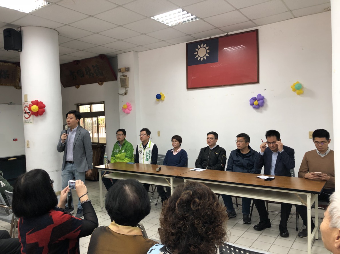 卓榮泰今天下午到台中出席黨員暨黨公職座談，立法院副院長蔡其昌也一同出席。 圖：蔡其昌辦公室提供