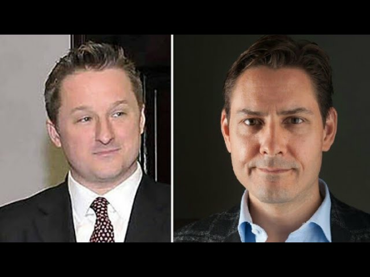 被中國官方逮捕的加拿大前外交官康明凱（Michael Kovrig，圖右）和商人史佩弗（Michael Spavor，圖左）兩人，目前仍未獲釋。 圖：翻攝自Youtube