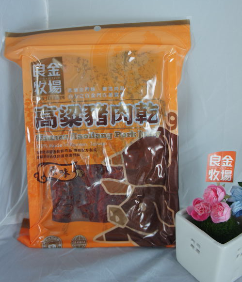 良金牧場的豬肉乾，自今日起兩個禮拜內，旅客不可從金門攜自台灣或其他離島。 圖：截自良金牧場官方網站。