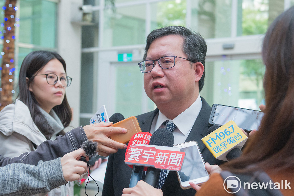 桃園市長鄭文燦讚美前桃園新聞處長張惇涵能力好，相信他到哪都能很稱職。 圖：林昀真／（資料照片）