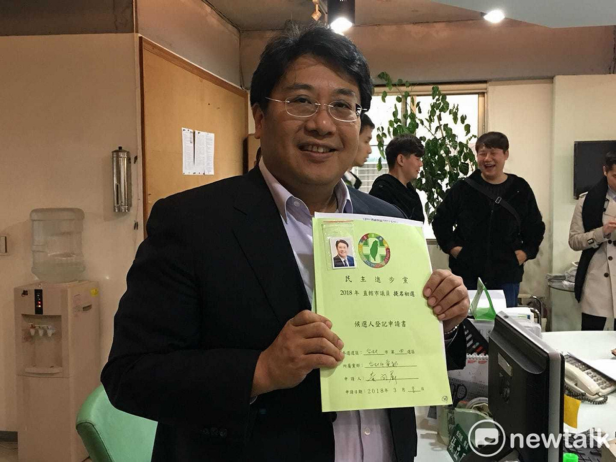 北農董事長人選傳出可能由民進黨前議員黃向羣接任，擔任「白綠橋樑」的角色。 圖：翻攝黃向羣臉書