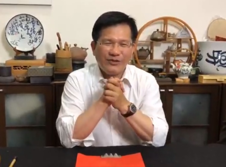 傳出前台中市長林佳龍受邀接任交通部長一職，林佳龍本人雖未回應，不過幕僚表示，到目前為止，他並未答應任何職務。 圖：翻攝自林佳龍臉書