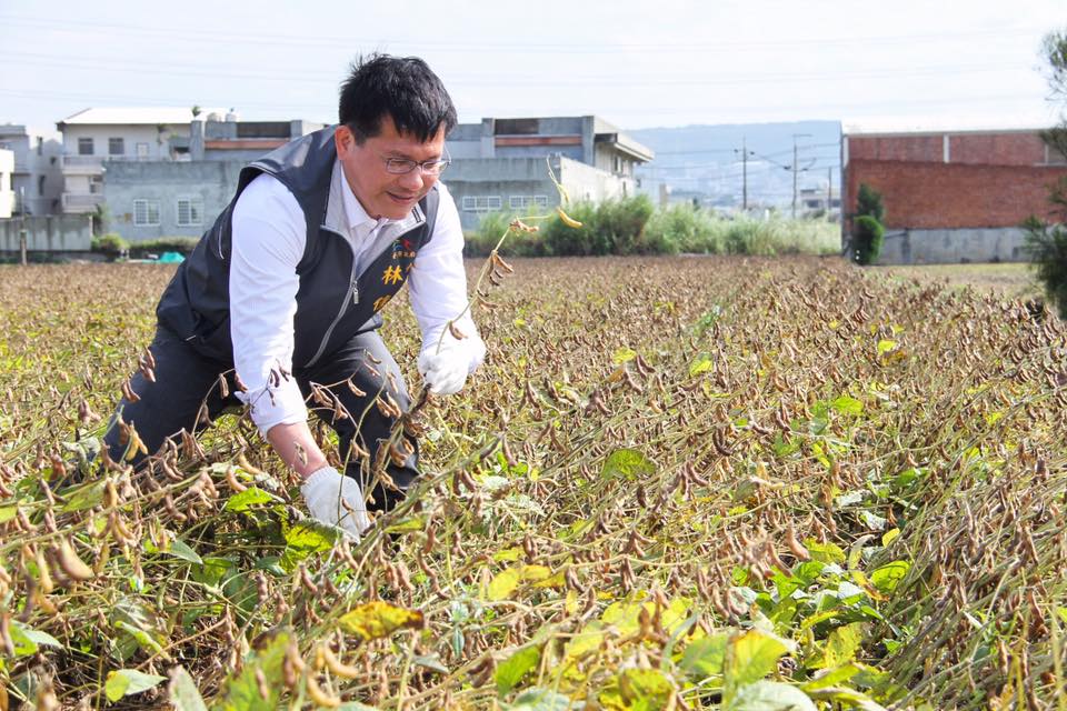 前台中市長林佳龍在和家人商量過後，今（11）日下午確定接任交通部長一職。 圖：擷自林佳龍臉書