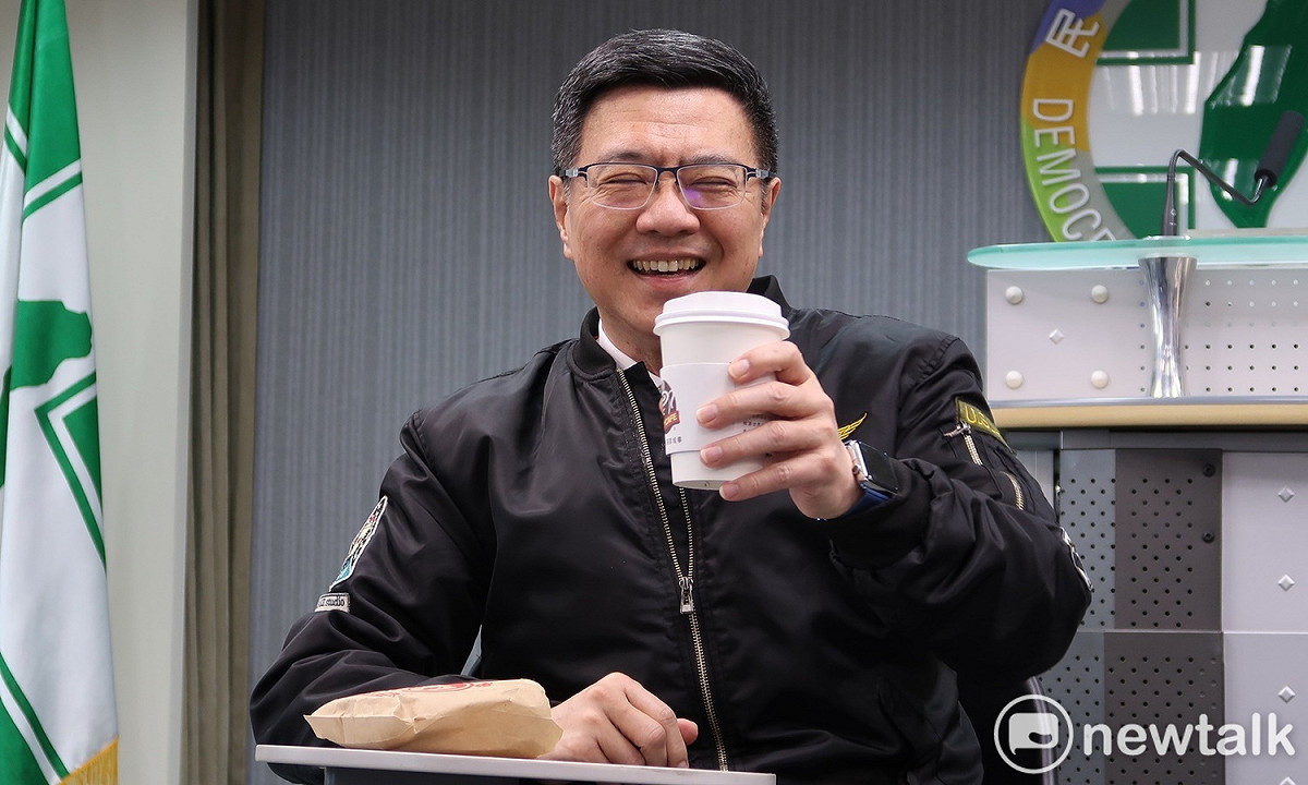 民進黨主席卓榮泰11日與媒體茶敘。 圖：林朝億/攝