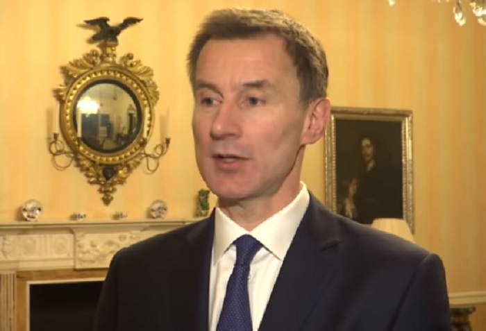 英國外相韓特今（11）日表示，如果首相梅伊的脫歐協議15日遭到國會否決，恐導致英國可能不會脫歐。 圖：翻攝Sky News YouTube頻道