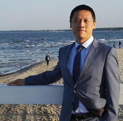 波蘭8日逮捕當地華為公司主管王偉晶（圖），指控他為中國從事間諜活動。 （圖取自王偉晶Linkedin）