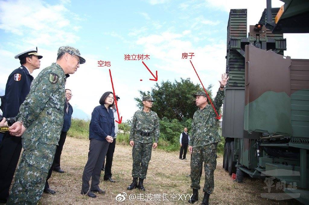 中國大陸網友用軍聞社公布的照片標註對照參考點。 圖：翻攝Lu Li-Shih臉書