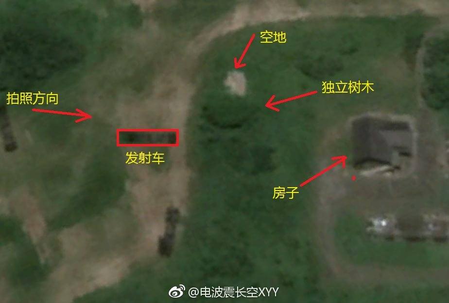 中國大陸網友比對衛星空照圖，把「發射車」和「拍照方向」都標示了出來。 圖：翻攝Lu Li-Shih臉書
