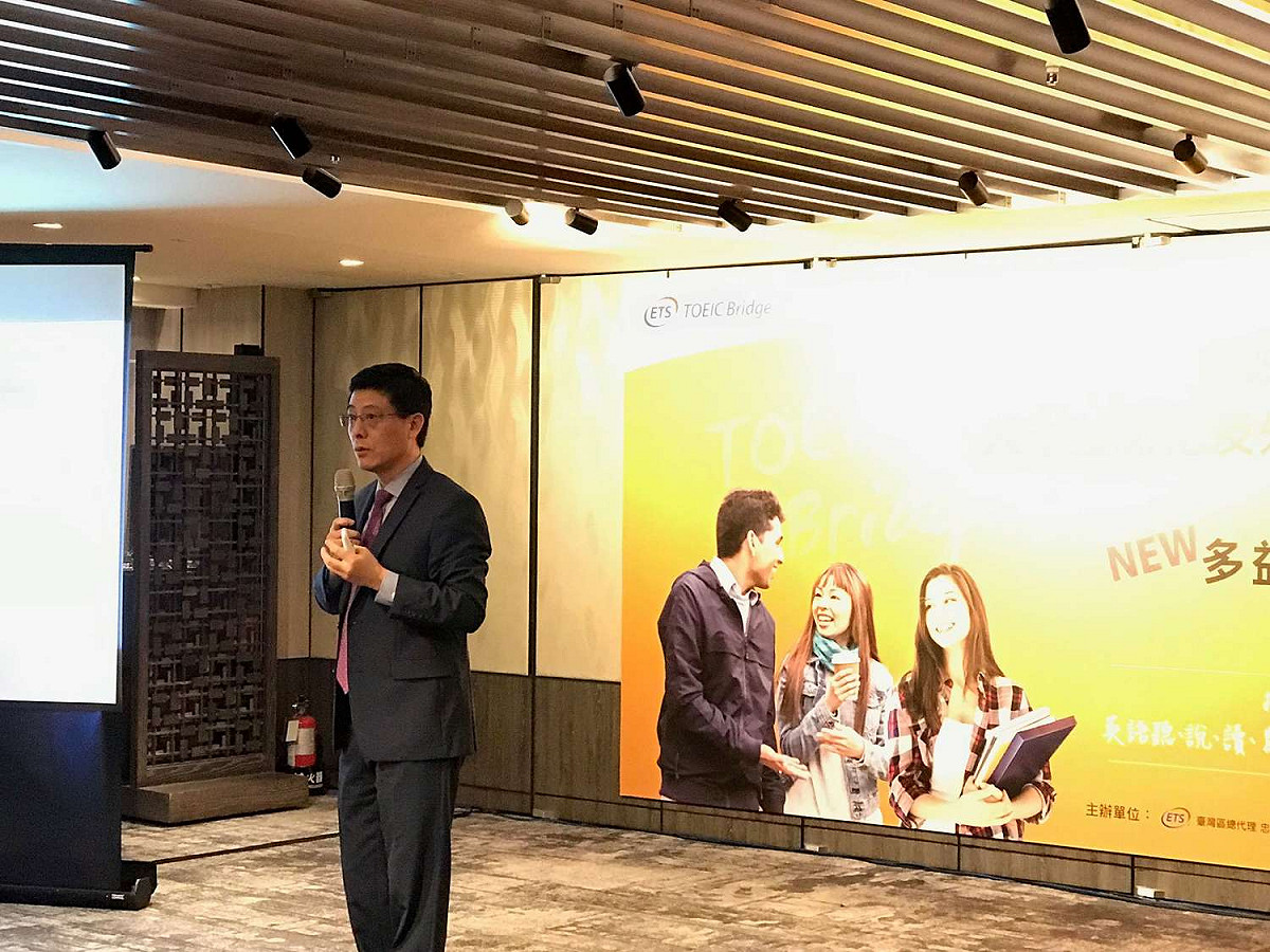 新版多益普及英語測驗客群將鎖定中、後段學生，且考試內容更為生活化。 圖／記者許維寧攝