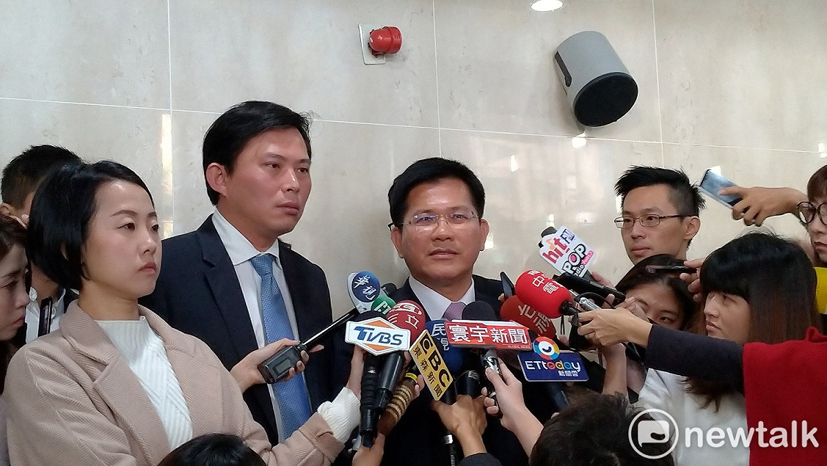 黃國昌給予林佳龍高度肯定。 圖：陳佩君／攝