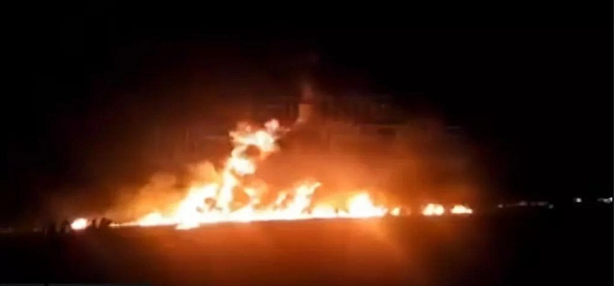 墨西哥中部地區昨日晚間發生輸油管爆炸事件，造成了至少20人死亡、54人受傷。 圖:翻攝自推特。