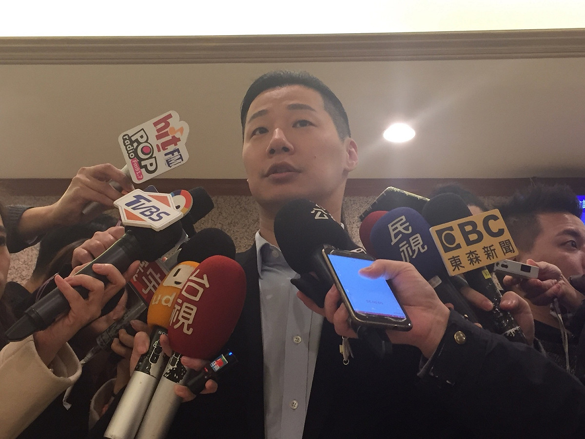 林昶佐提出「同性婚姻平等保障法」，並納入人工生殖、收養等規定。 圖：趙婉淳／攝（資料照片）
