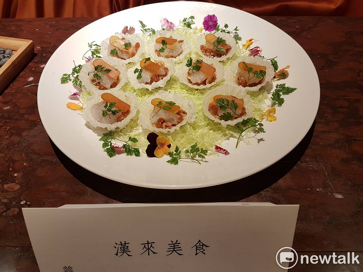 漢來飯店的烏魚子創意料理。 圖：孫家銘／攝