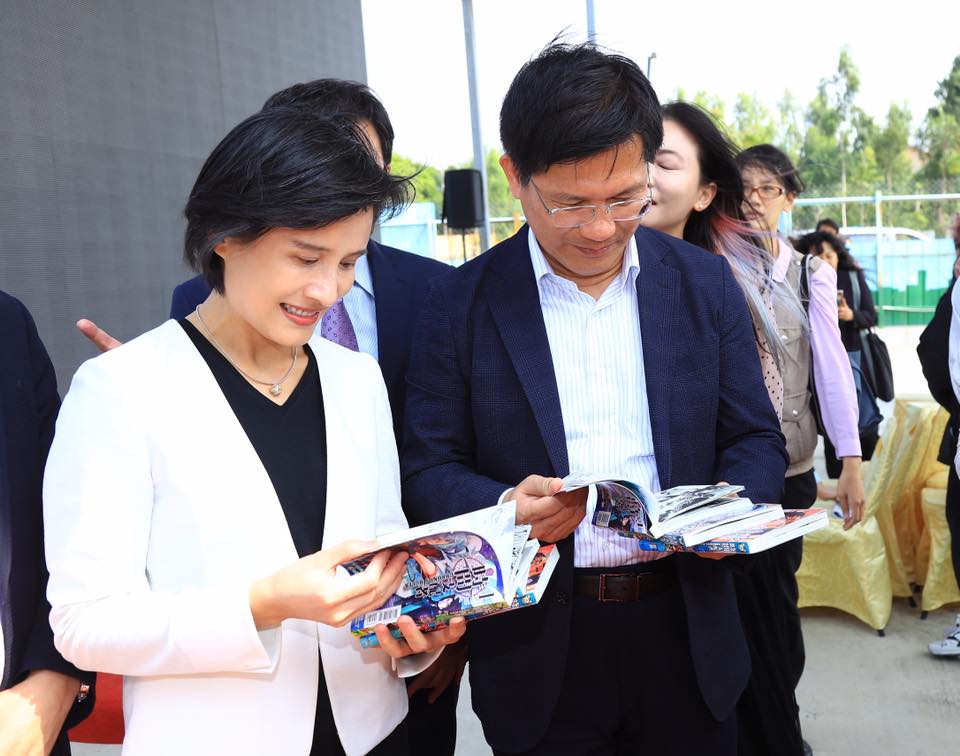 文化部長鄭麗君遭摑掌後，同為學運世代戰友的交通部長林佳龍發文力挺。（資料照片） 圖：翻攝自林佳龍臉書。