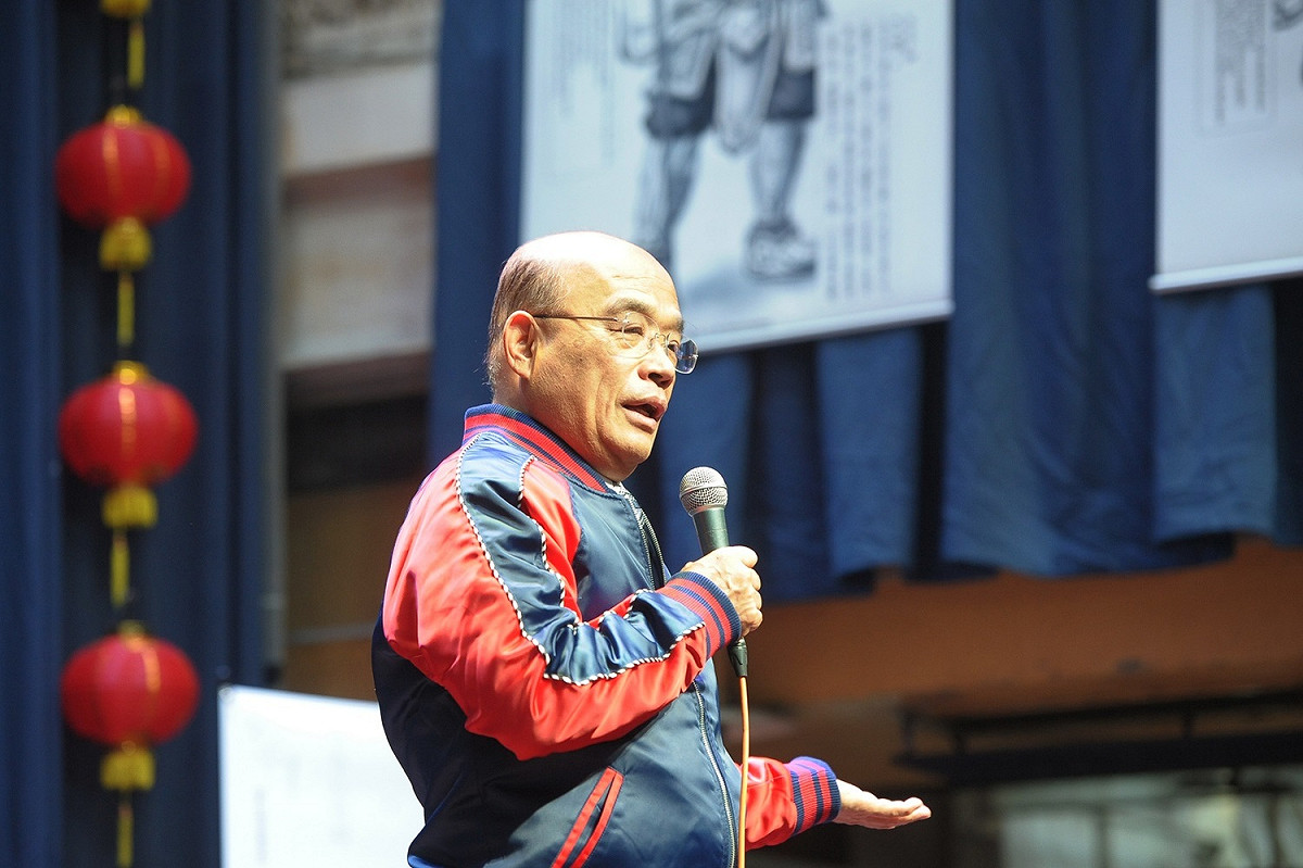 行政院長蘇貞昌今(24)天指示，因應史上最長的春節假期，各機關應該有「假日門市」的概念。 圖：行政院提供