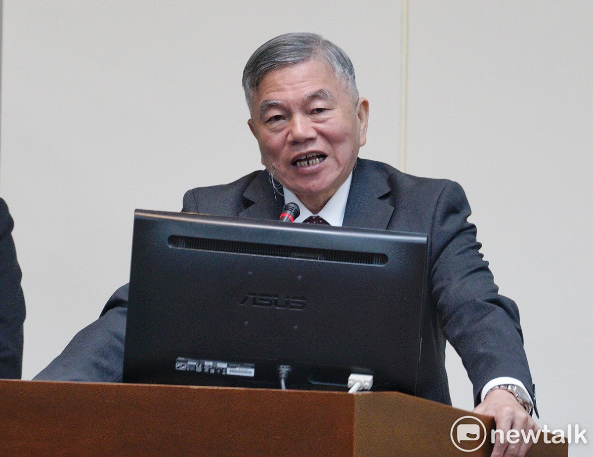 經濟部長沈榮津今（24）天受訪表示，中央確認節能家電補助每千瓦補助1000元，上限是3000元。資料照片。 圖：張良一/攝