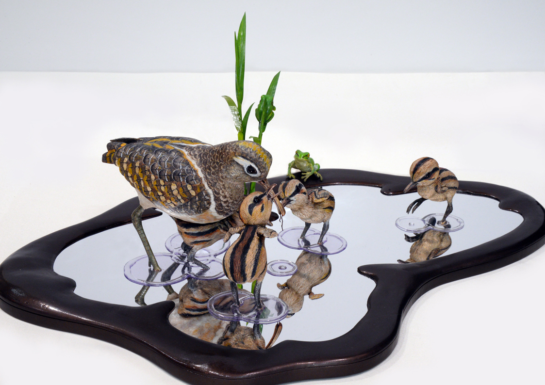 「如生─2019臺日野鳥雕刻工藝創作交流展」預計展出作品-「FATHER」。  圖：工藝台北分館/提供