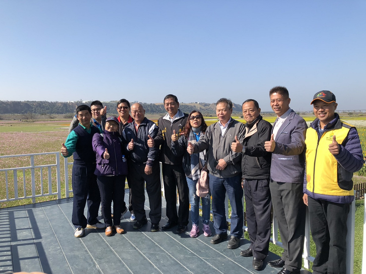農業局輔導外埔區農會舉辦「青年農民食農教育體驗營稻香忘憂谷」活動。 圖：台中市政府/提供