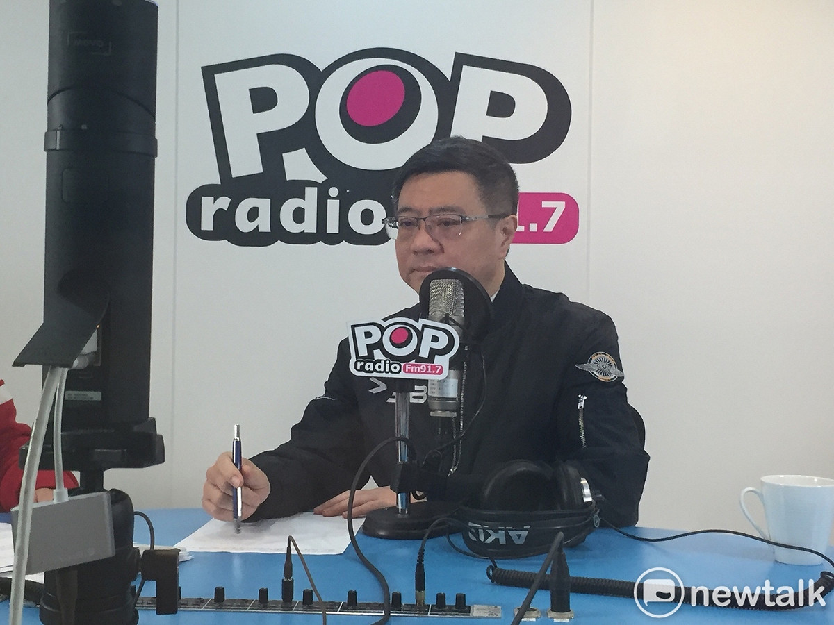 民進黨主席卓榮泰上午接受《POP搶先爆》廣播節目專訪。 圖：趙婉淳／攝（資料照片）