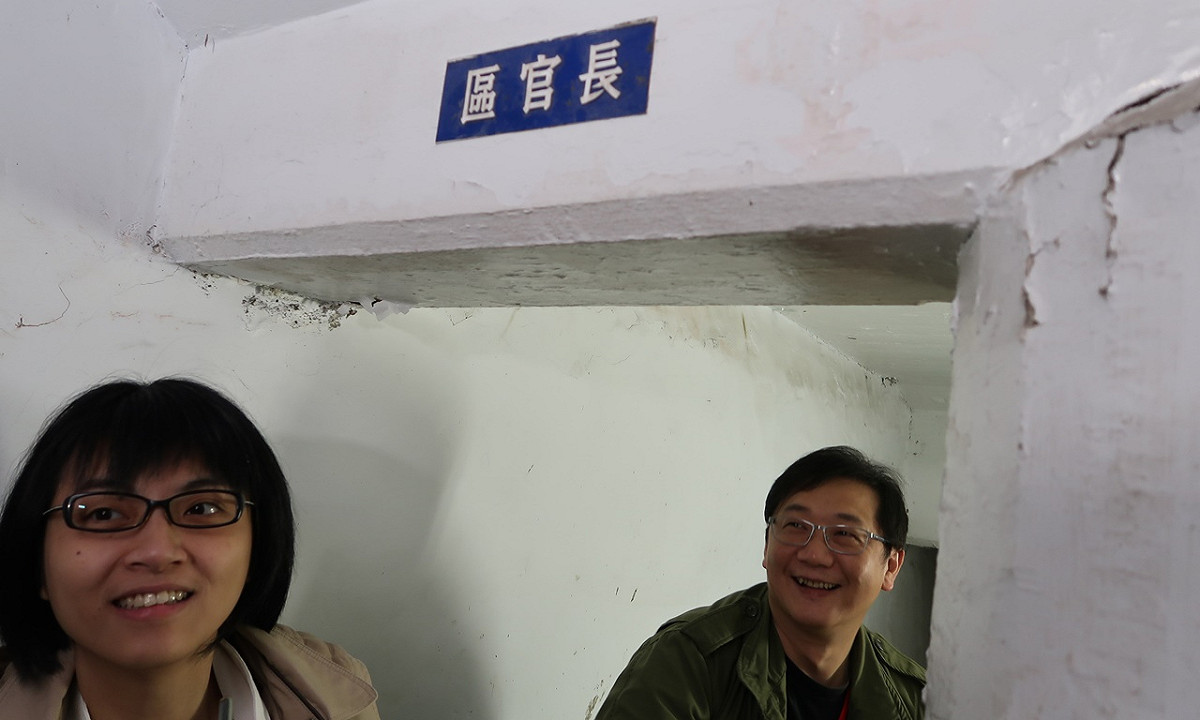 行政院地下防空通道還有分為長官區、一般區。 圖：林朝億/攝