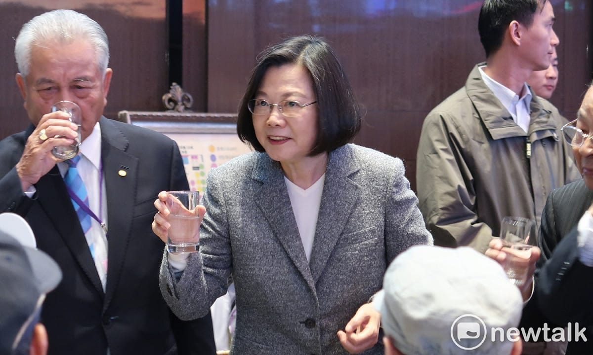 總統蔡英文30日出席新北市小英之友會餐宴。 圖：林朝億/攝