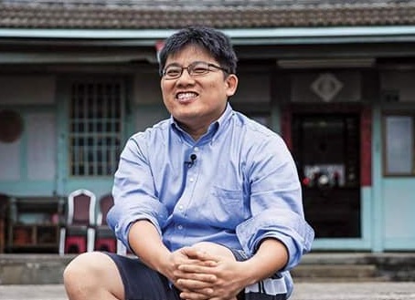 時代力量決策委員選舉結果今 (2) 天出爐，新竹市黨部主委邱顯智獲第一高票，決策委員11日將開會選出黨主席。邱顯智說，若黨內要他承擔黨主席職位，他會承擔。 圖：翻攝自邱顯智臉書