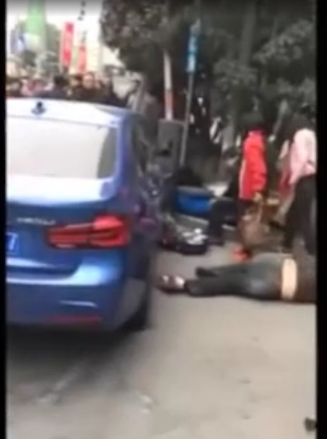 台灣雄獅旅行團在上海發生車禍事故。 圖: 翻攝澳門力報影片