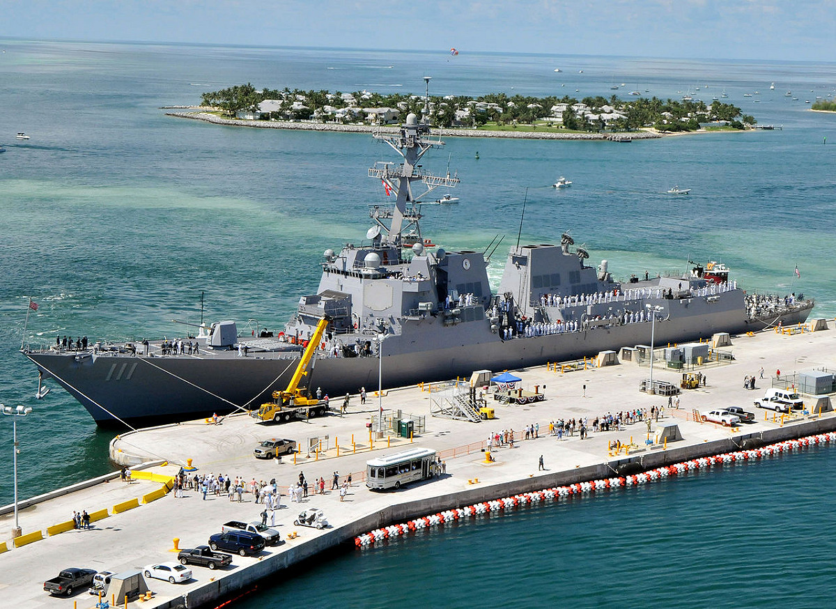 美軍柏克級神盾驅逐艦「史普魯恩斯號」(USS Spruance DDG 111)。 圖：翻攝維基百科