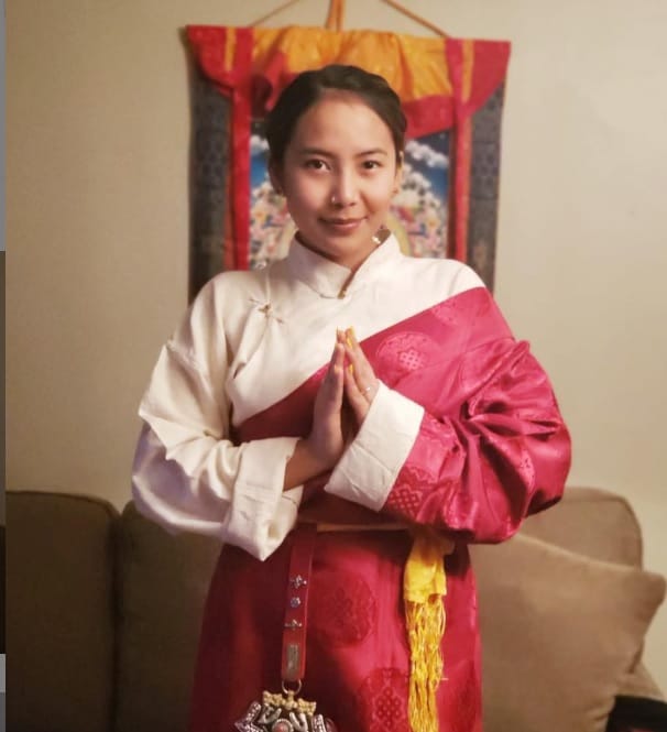 多倫多大學士嘉堡分校（UTSC）學生會長齊美拉莫（Chemi Lhamo）。 圖：翻攝自齊美拉莫IG