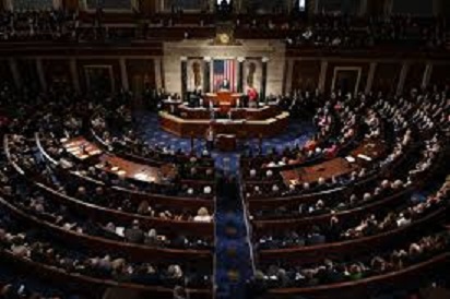 美國聯邦眾議院外交委員會今天以口頭表決方式無異議通過「台北法案」，多位眾議員不只公開表達強烈支持法案，還趁發言時，大膽呼籲美國應該進一步承認台灣是個國家。 圖 : 翻攝網易網