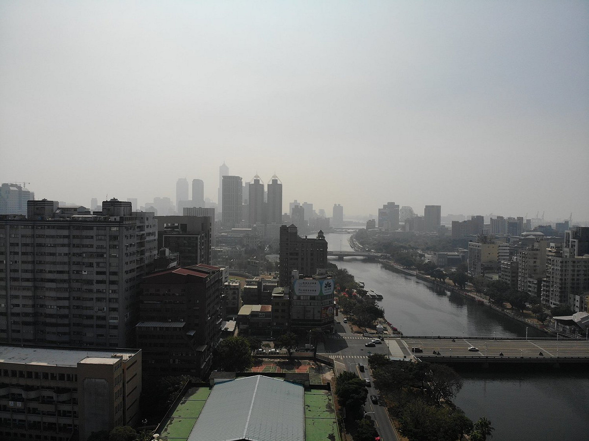 高雄是去年全台空氣污染最嚴重的城市，全球排名為第530名。 圖 : 南部反空污大聯盟／提供（資料畫面）