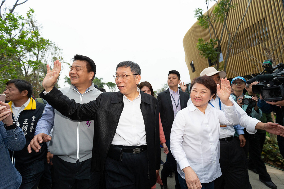 台北市長柯文哲與台中市長盧秀燕。 圖：台北市政府/提供