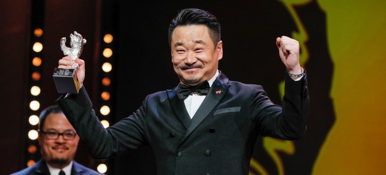 柏林影展最佳男演員銀熊獎頒給中國文藝片「地久天長」演員王景春。 （圖取自柏林影展網頁www.berlinale.de）