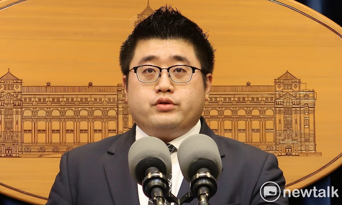 總統府發言人林鶴明。 資料照片：林朝億/攝