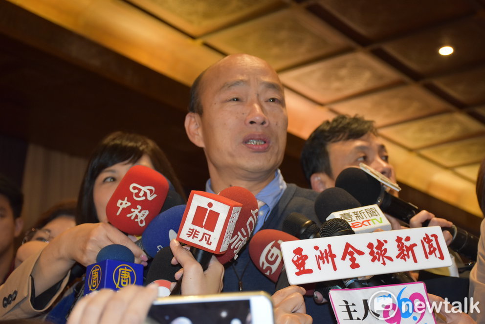 國民黨總統參選人韓國瑜15日高唱《我現在要出征》，宣布「放韓假」拚大選。 圖：孫家銘／攝（資料照片）